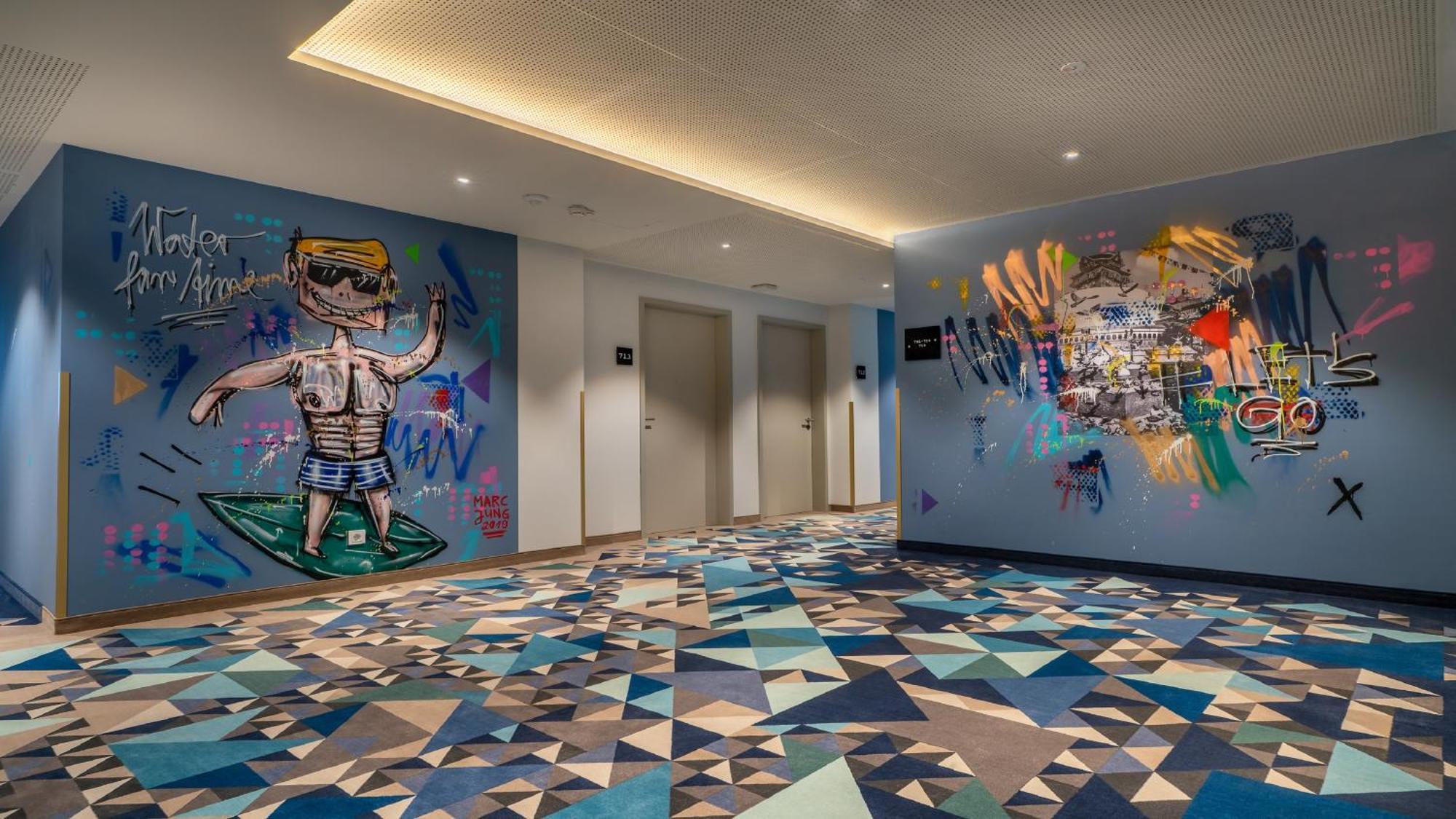 Holiday Inn - The Niu, Ridge Halle Central Station By Ihg Esterno foto