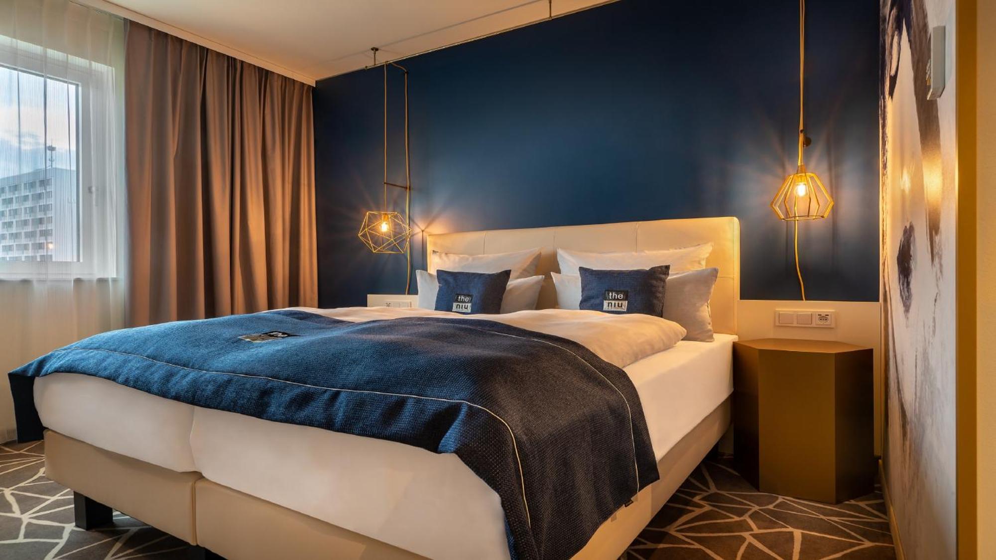 Holiday Inn - The Niu, Ridge Halle Central Station By Ihg Esterno foto