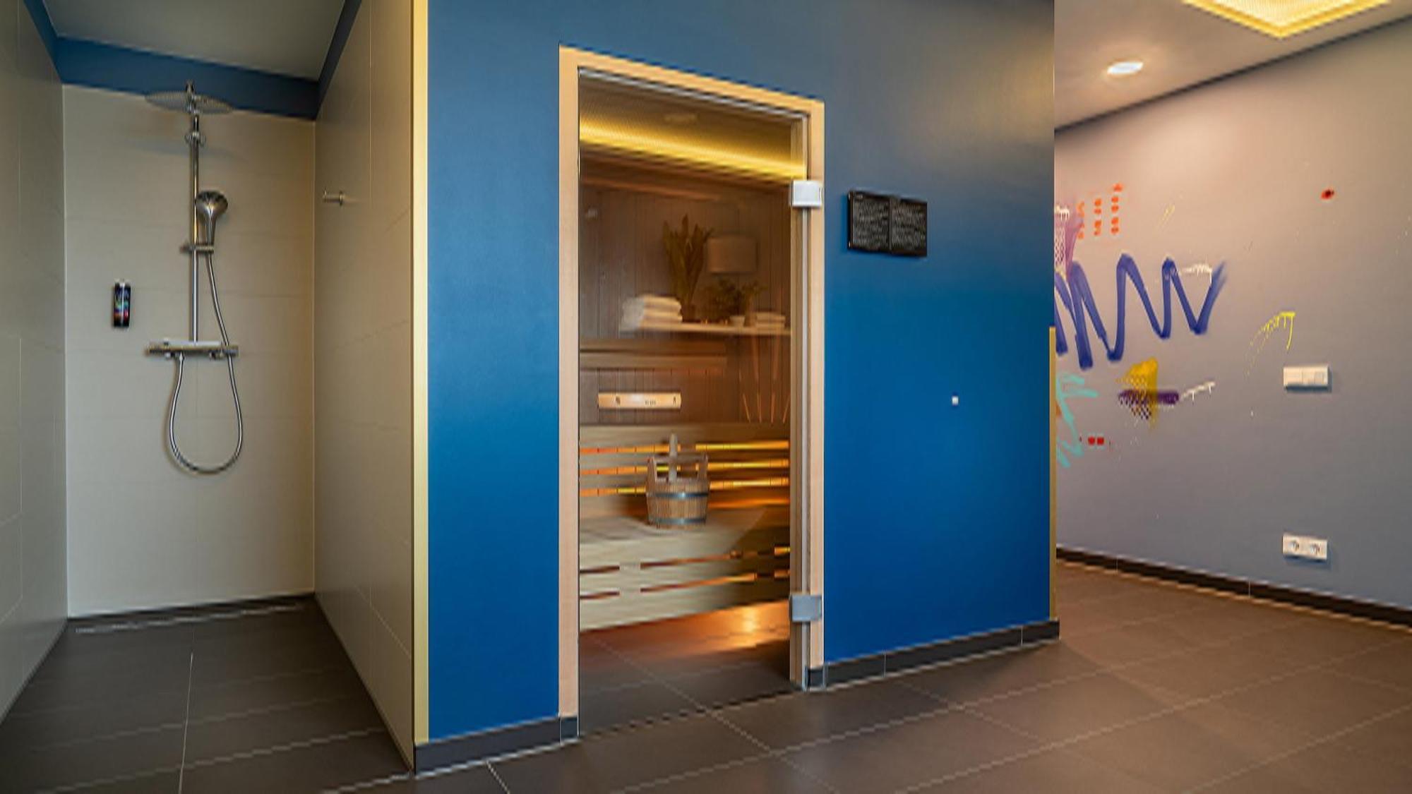 Holiday Inn - The Niu, Ridge Halle Central Station By Ihg Esterno foto
