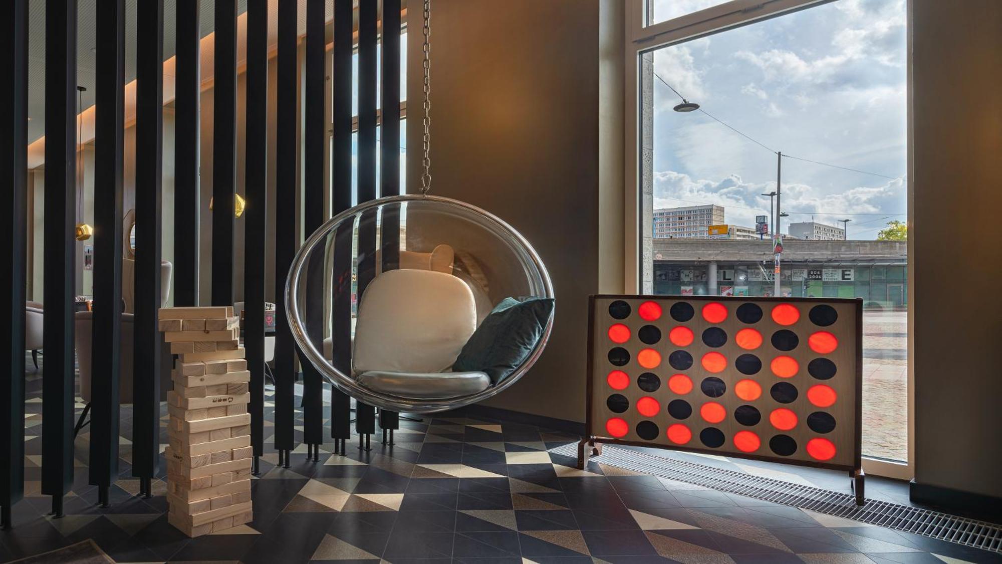 Holiday Inn - The Niu, Ridge Halle Central Station By Ihg Esterno foto